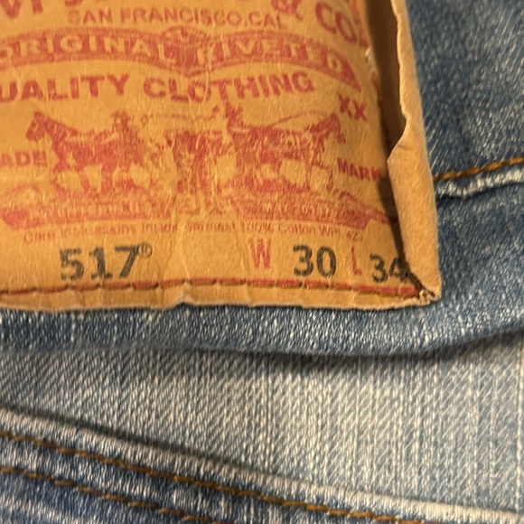 Levi’s women’s 517 30 x 34 cropped bootcut Light Blue Jeans casual everyday wear - Picture 7 of 7